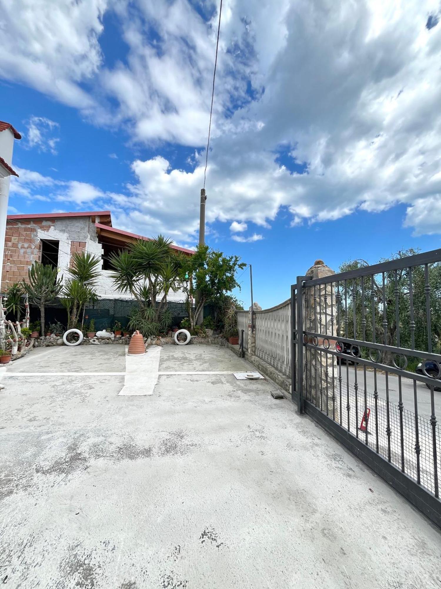 Appartamenti Pina Вьесте Экстерьер фото